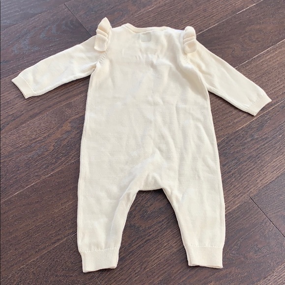 Beige toeless romper / sleeper - Picture 5 of 6